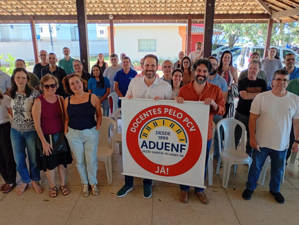DEPUTADO FLÁVIO SERAFINI SE REÚNE COM DOCENTES DA UENF E PEDE MOBILIZAÇÃO PELO PCV E RECOMPOSIÇÃO SALARIAL