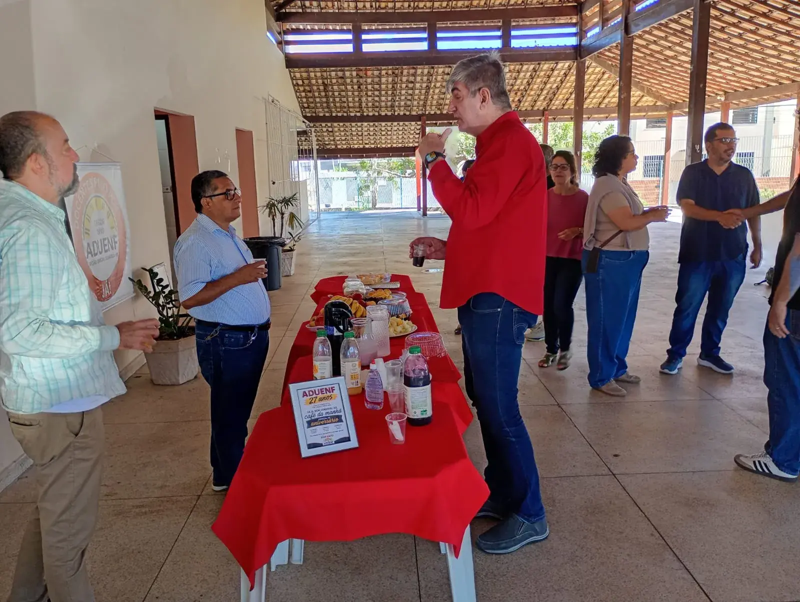 ADUENF CELEBRA 27 ANOS EM CAFÉ DA MANHÃ COM DOCENTES